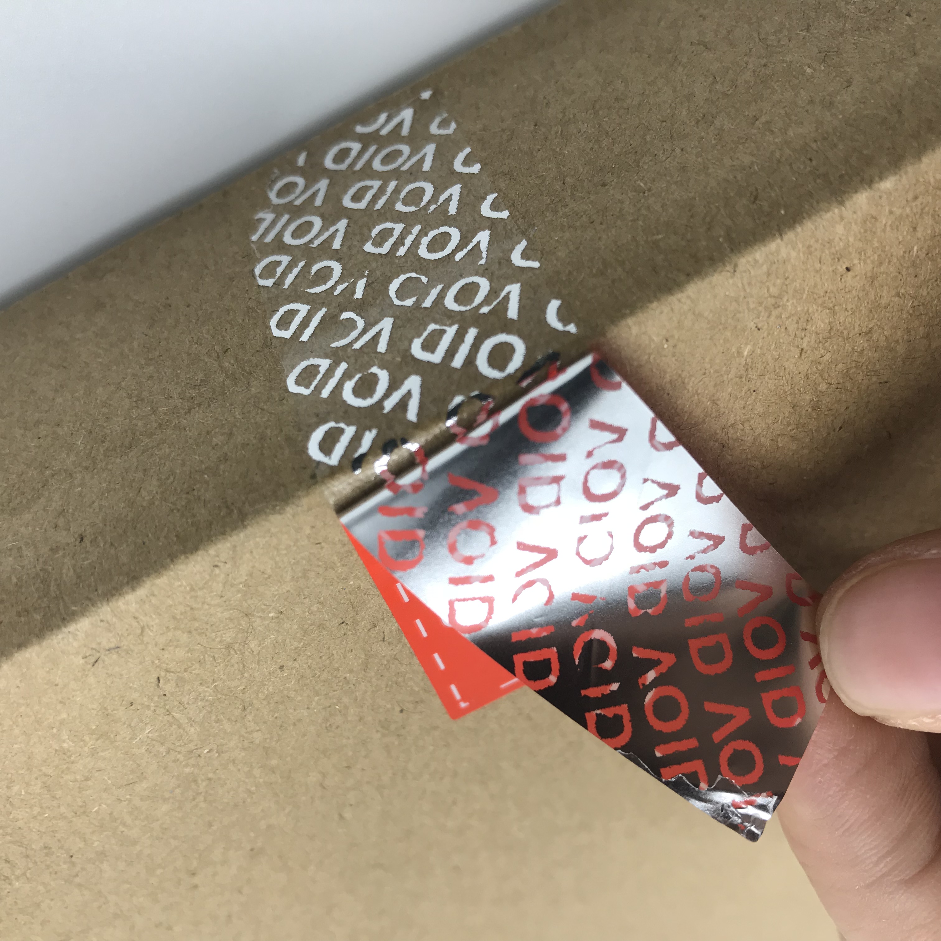 封口防拆標簽的一些方案|易碎、撕開留字
